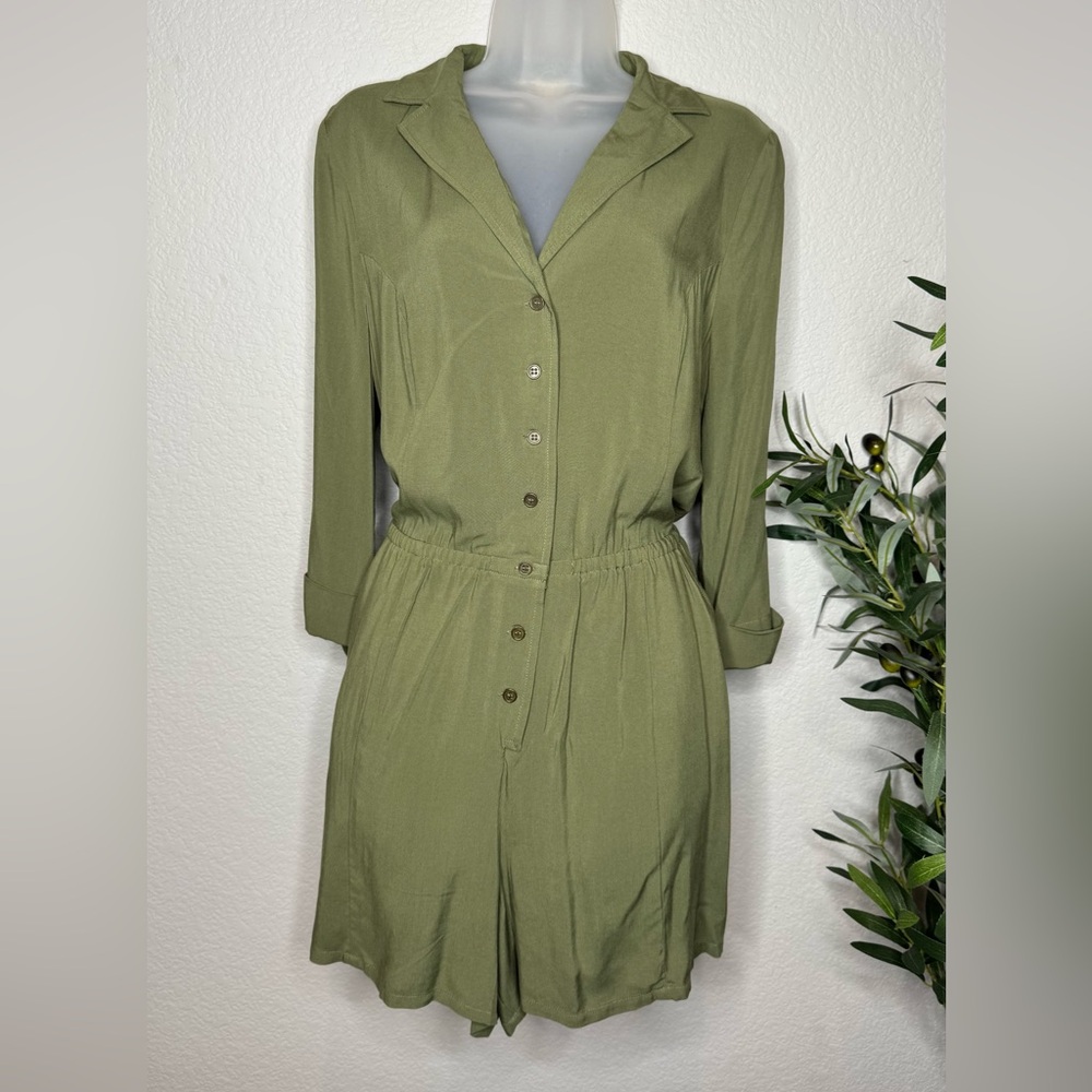 ModCloth Olive Green Button Front Romper Jumpsuit‎ Size Large Cinch Waist